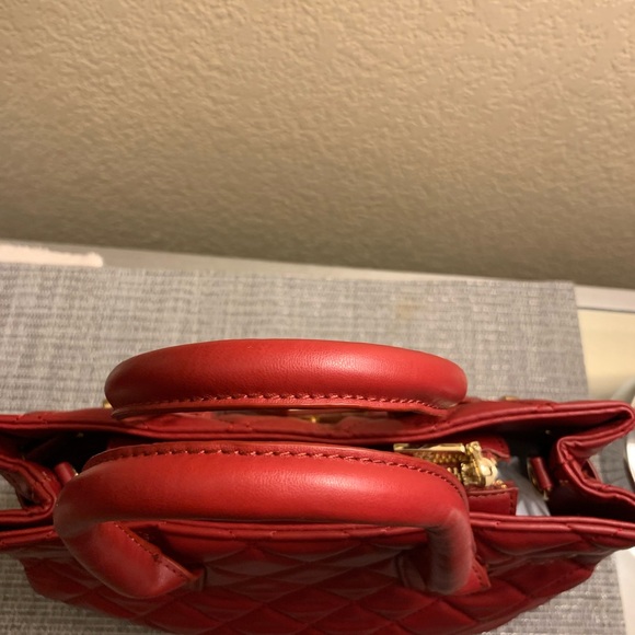 Badgley Mischka Middle Diamond Quilted Satchel Crossbody with Front Lock - Picture 9 of 9